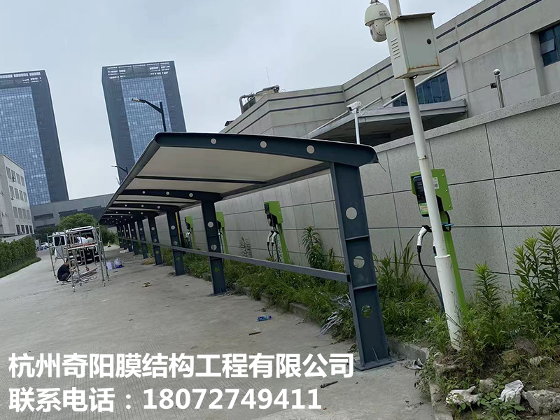 膜結(jié)構(gòu)停車棚